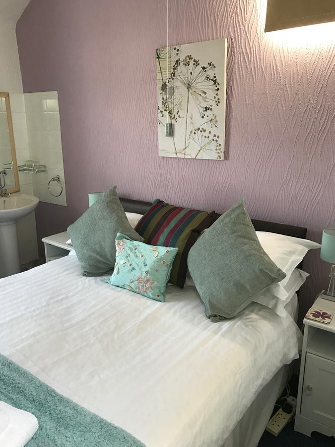 Rainbow Lodge Guest House 플리머스 외부 사진